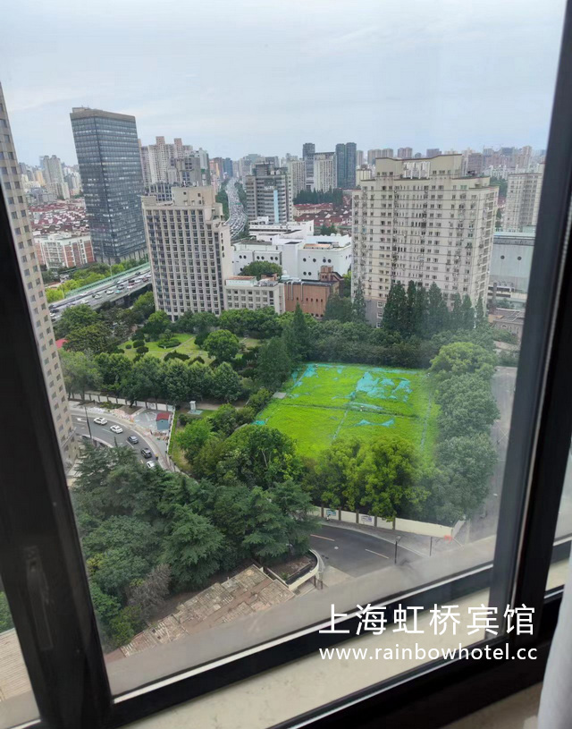 窗外望出去的環境